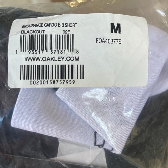 Oakley Men's Endurance Cargo Bib Short – Black (Medium) – NWT / Sealed - Picture 8 of 8